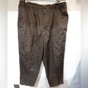 Land’s End olive brown elastic waist men’s pants, size 38